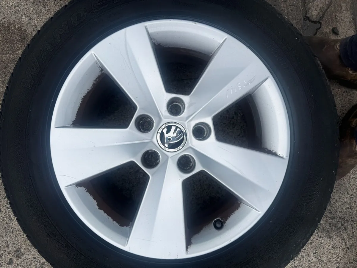 2016 SKODA OCTAVIA 16" ALLOY WHEELS - Image 4