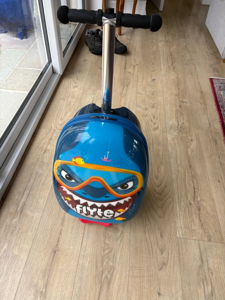 Scooter Suitcase - Image 2