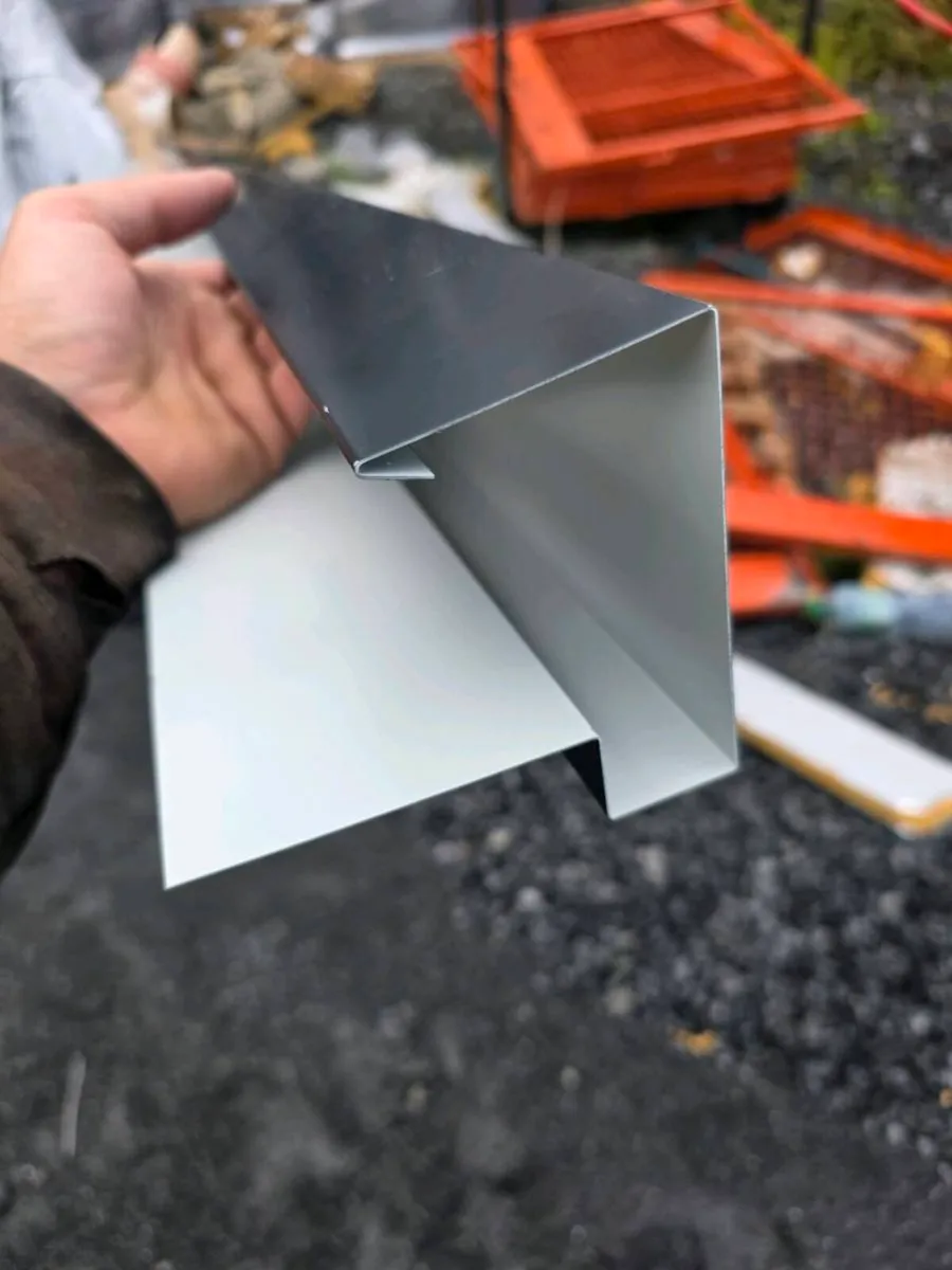 Tile trim - Image 1