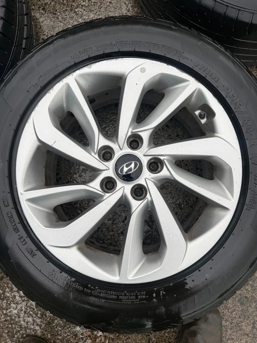 2018 HYUNDAI TUCSON 17" ALLOY WHEELS - Image 4