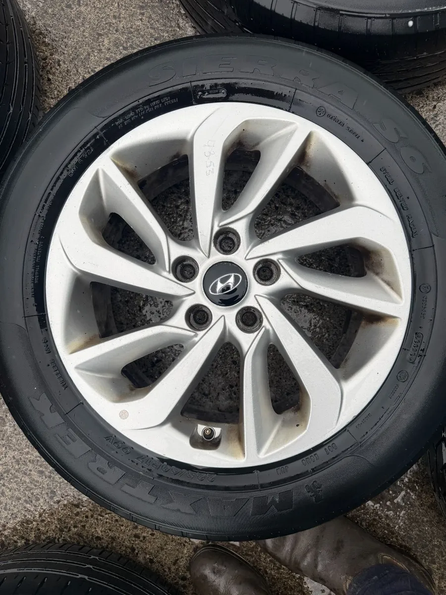 2018 HYUNDAI TUCSON 17" ALLOY WHEELS - Image 1
