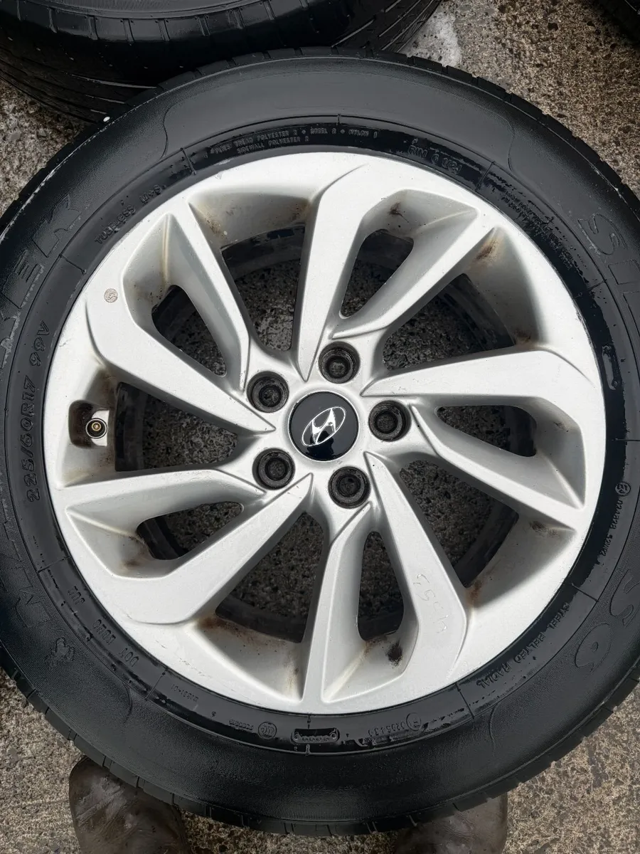 2018 HYUNDAI TUCSON 17" ALLOY WHEELS - Image 3