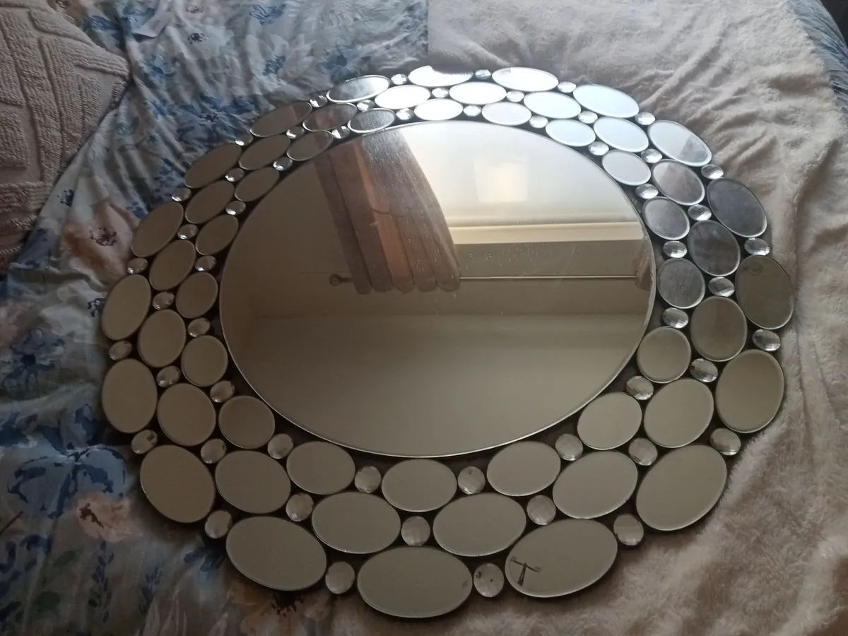 Mirror - Image 2