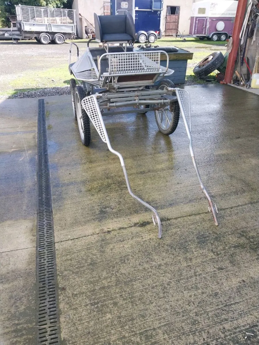 EVENTING HORSE CARRIAGE FOR SALE - Image 1