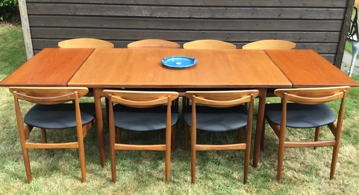 Mid Century Vintage Ib Kofod Larsen Signature Danish Range Dining Set - Image 4