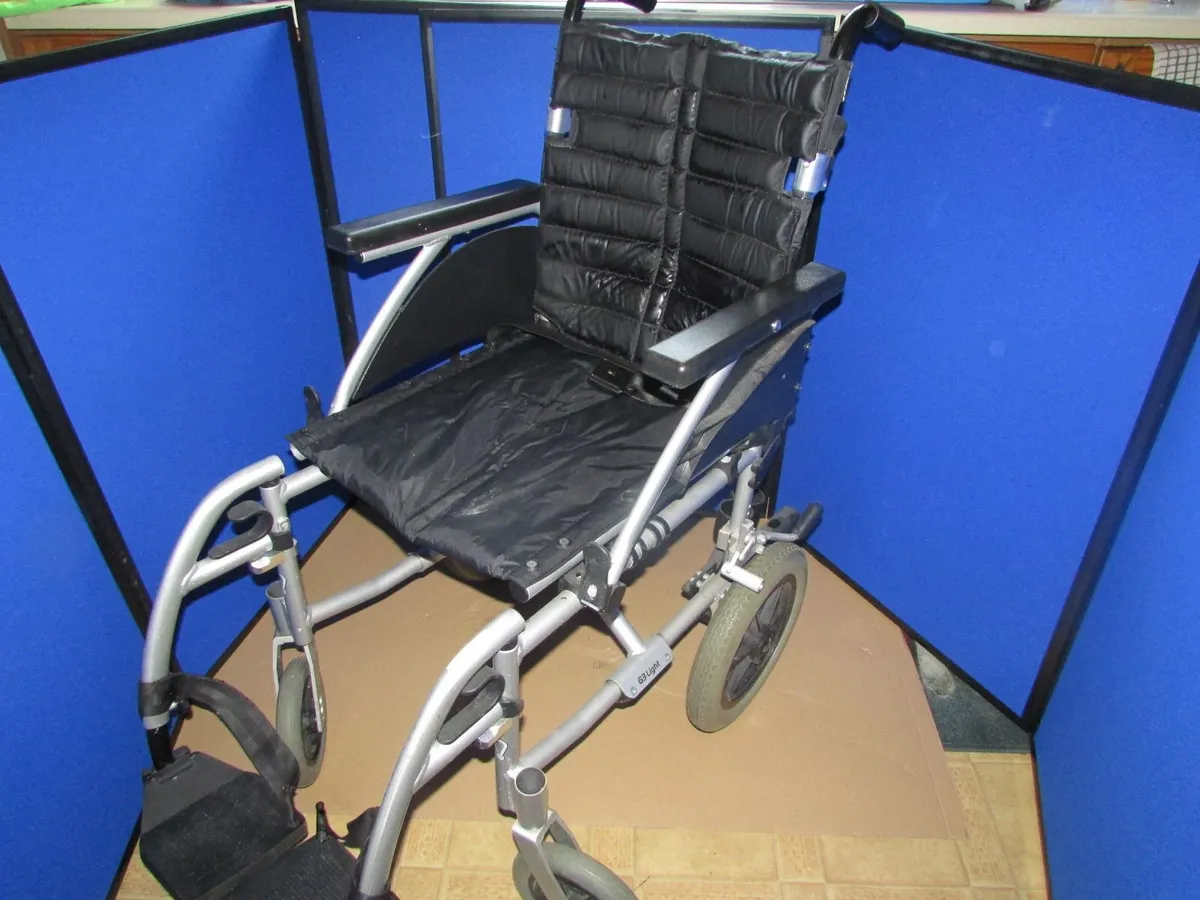 wheelchair - Image 2