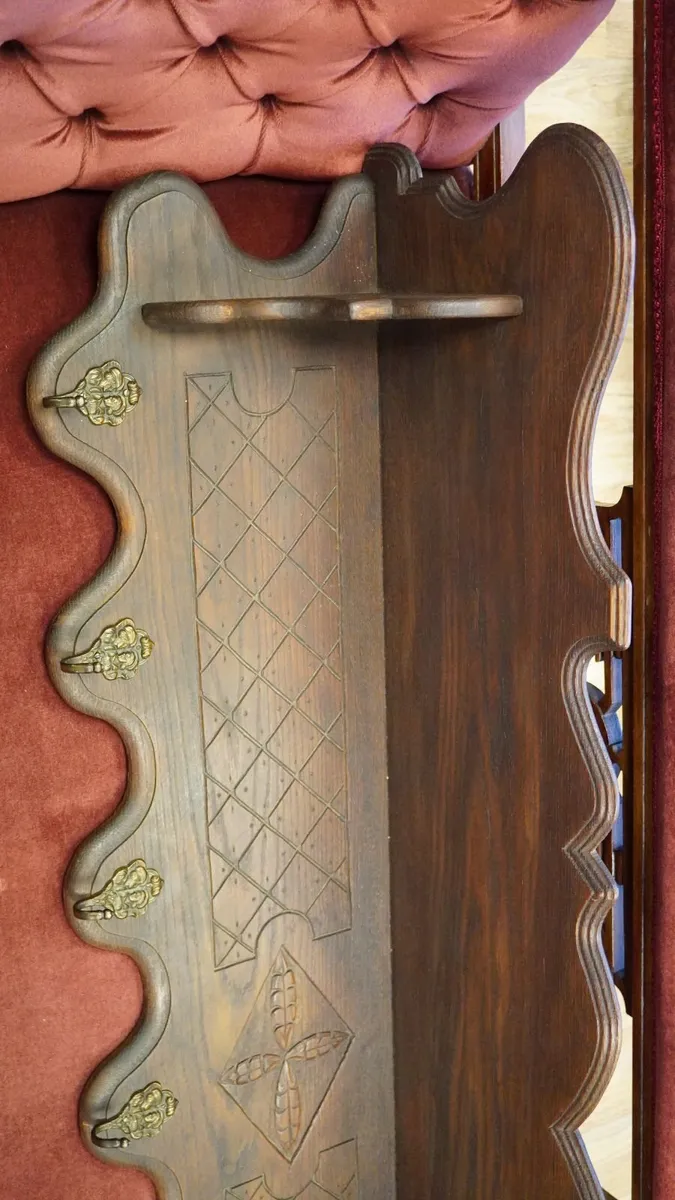 Early 20th Century Carved Oak Wall Coat Rack - Image 2