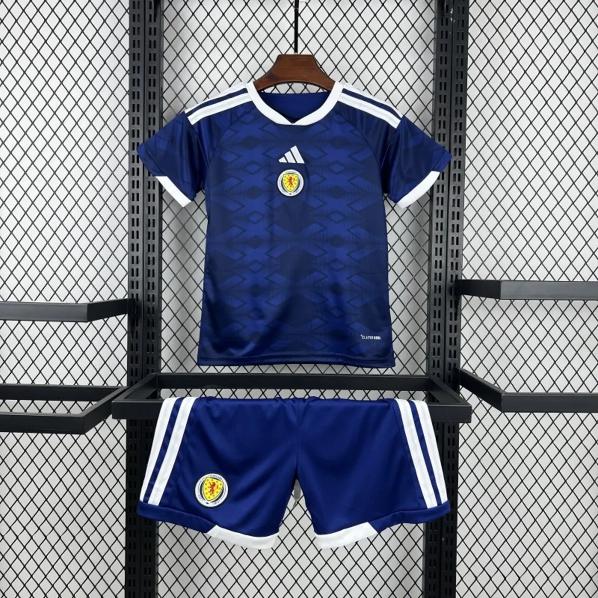 Scotland football jersey - Image 1