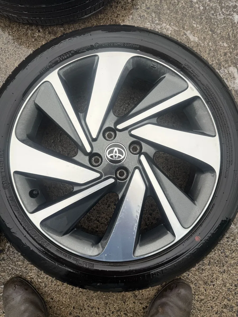2021 TOYOTA AYGO 18" ALLOY WHEELS - Image 2