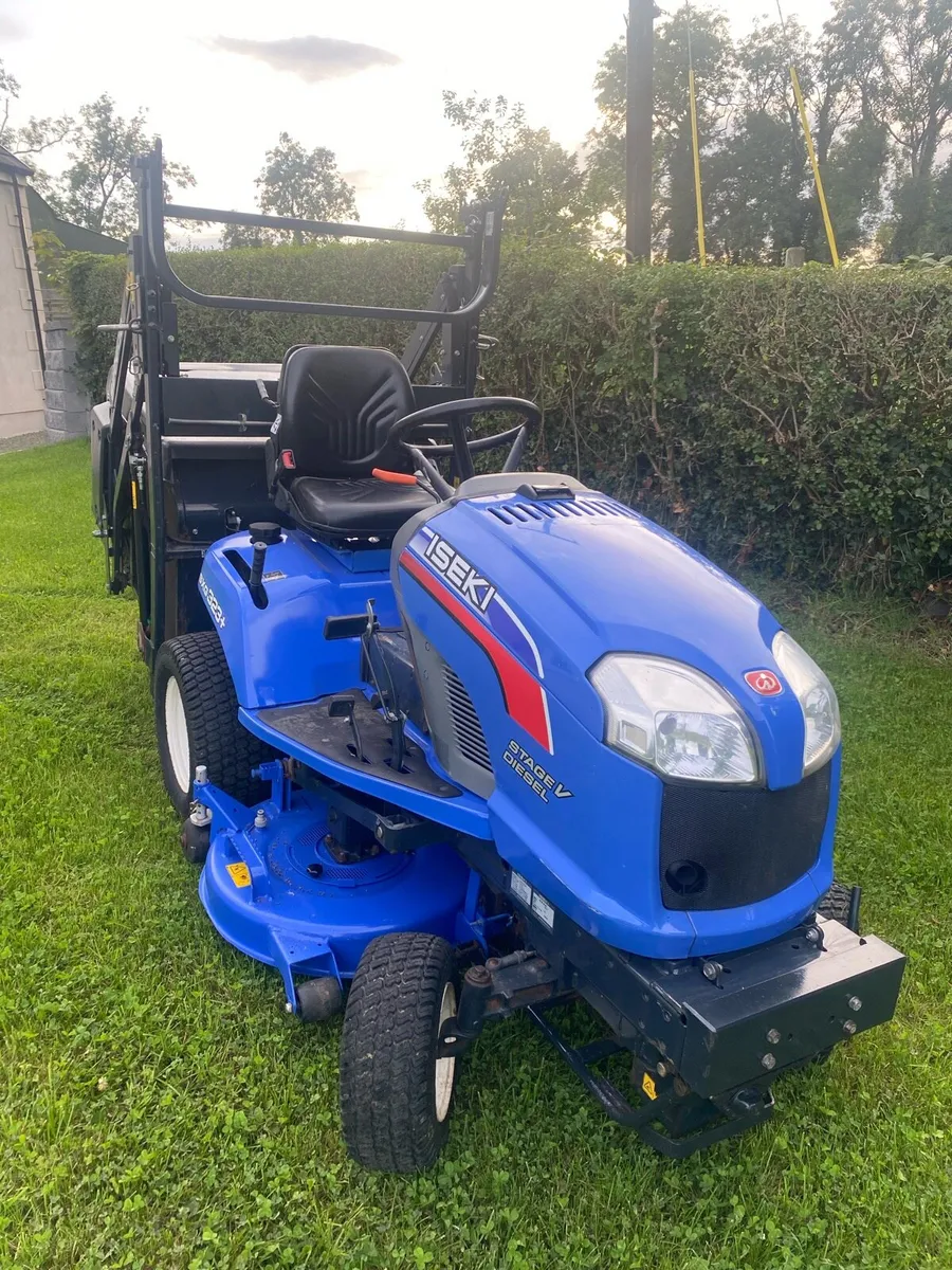 Iseki SXG323+ High Tip 2019 - Image 1