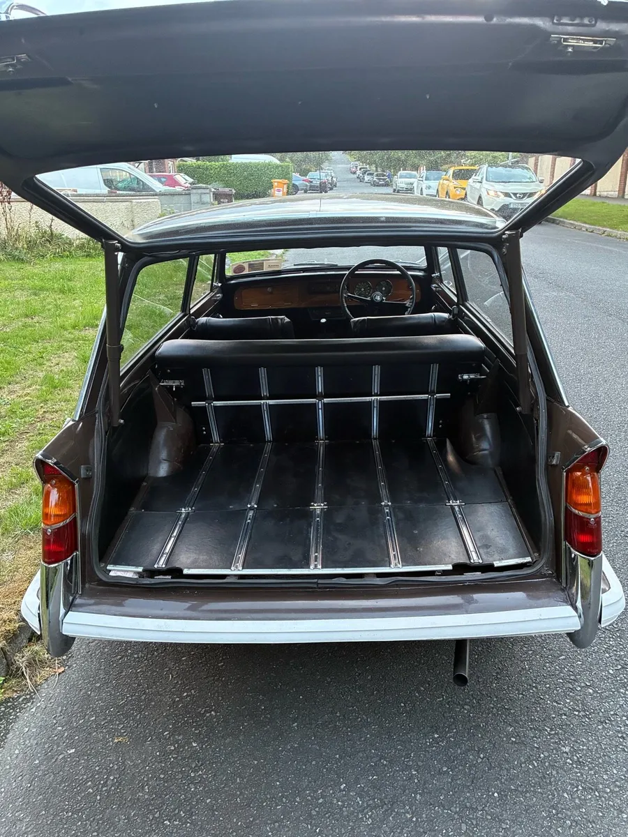 Triumph Herald Estate. - Image 4