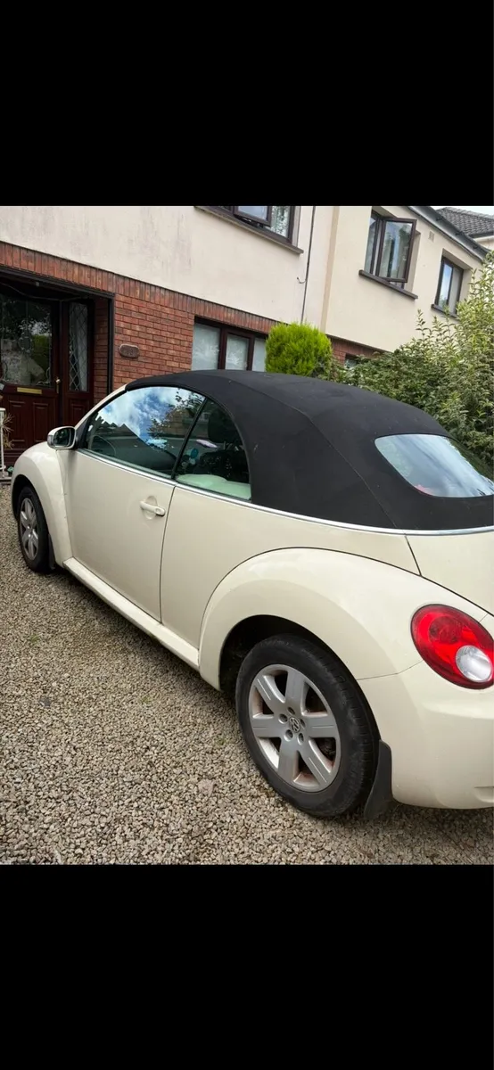 Volkswagen Beetle 08 - Image 2