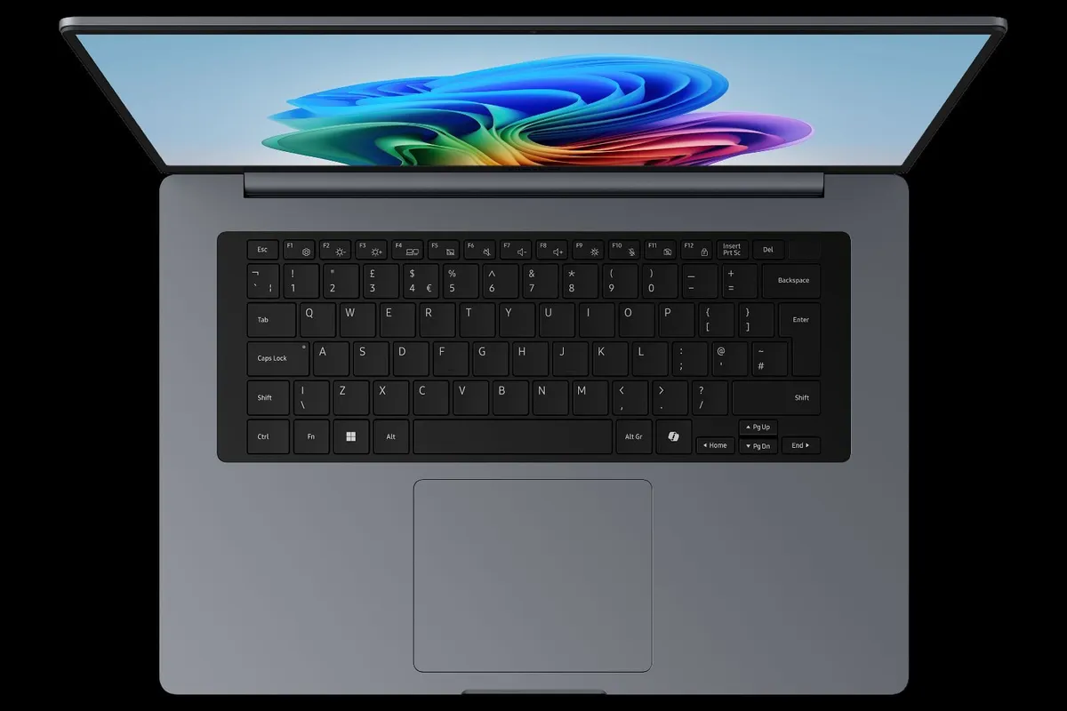 Samsung Galaxy Book 5 Pro Intel Ultra7, New - Image 3