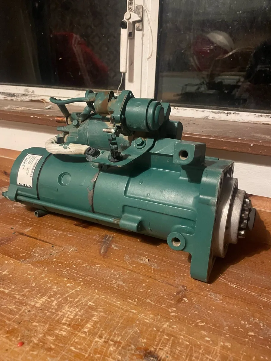 Volvo excavator start motor - Image 1