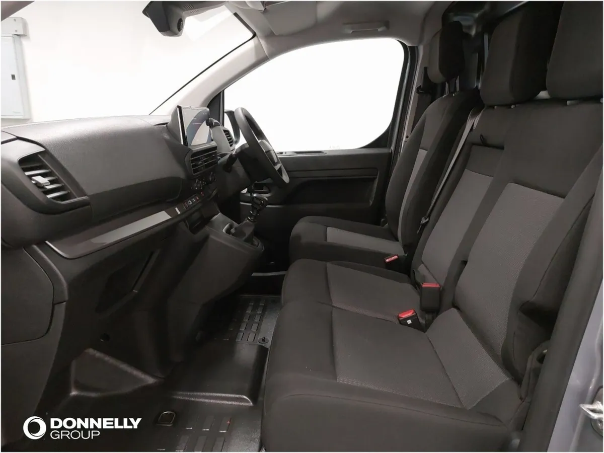 Vauxhall Vivaro 2.2 Turbo D 150 Pro H1 Van - Image 4