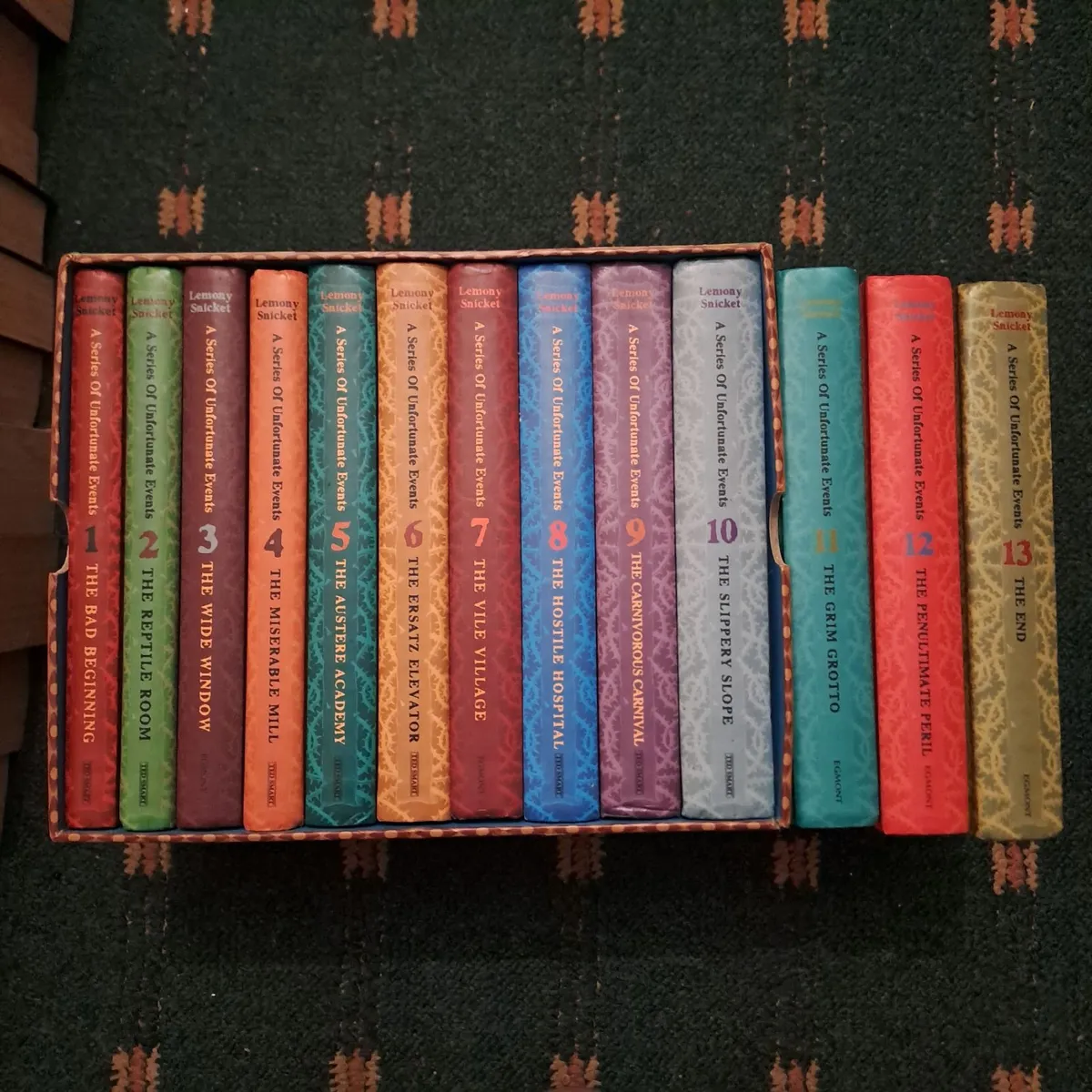 "A Series of Unfortunate Events" collection - Image 3