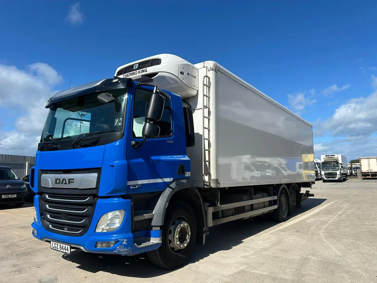 2019 DAF CF 320 26 Ton Fridge Lorry - Image 2