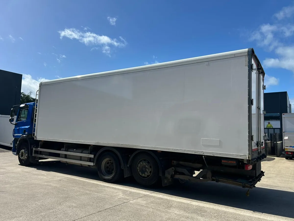 2019 DAF CF 320 26 Ton Fridge Lorry - Image 4