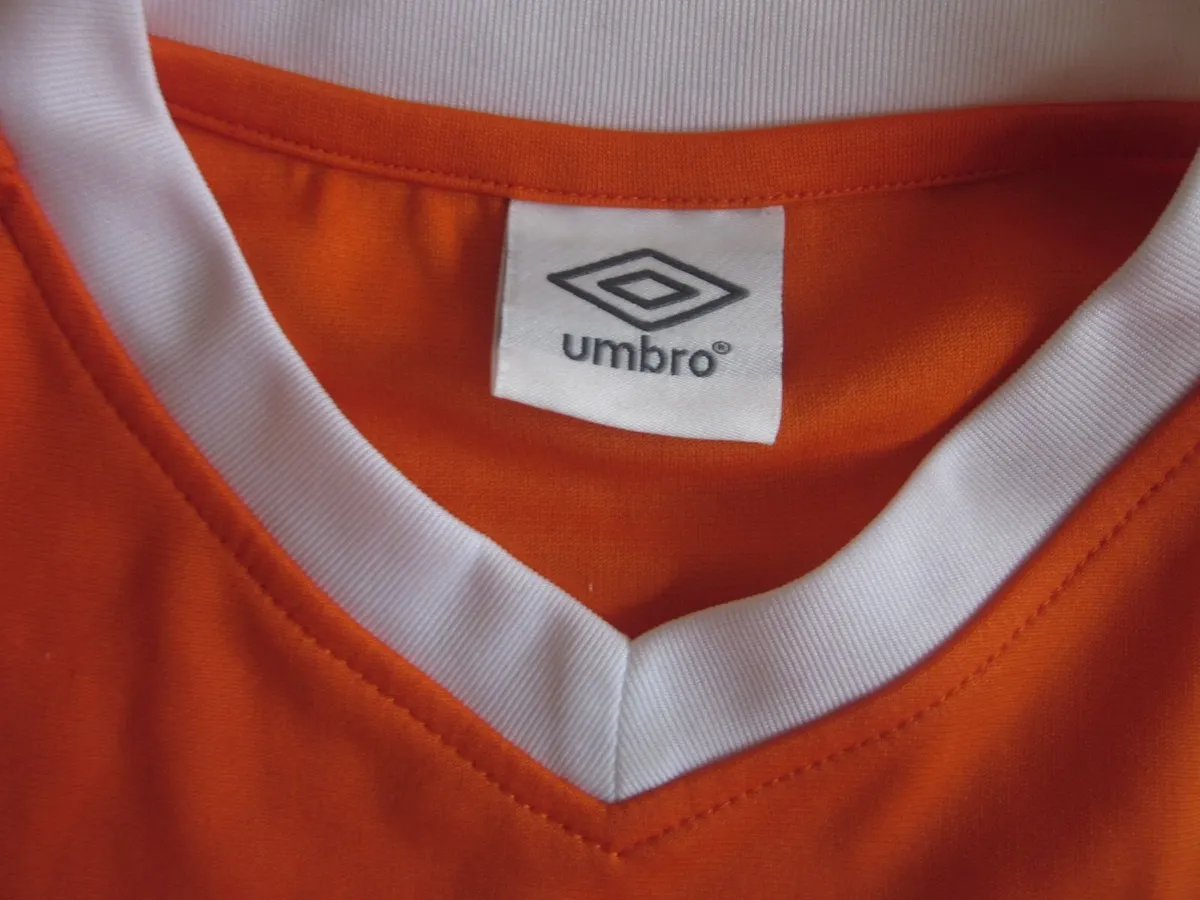 Irish Soccer Umbro  Sisters Jersey 2015 - Image 4