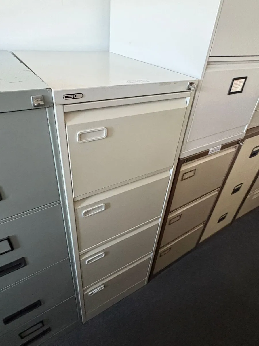CLEARANCE AND USED STORAGE UNITS - FROM £40.00+VAT - Image 4