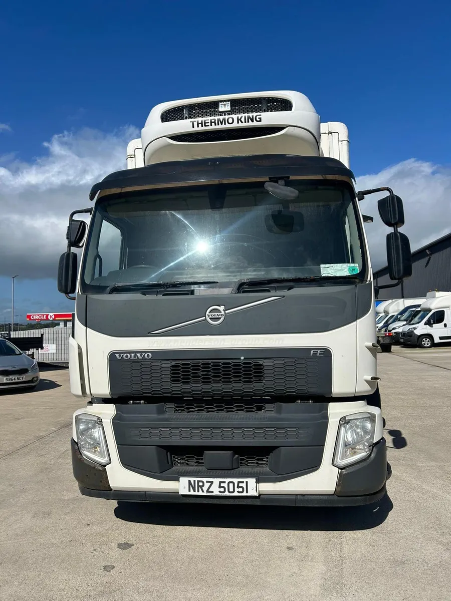 April 2018 Volvo FE 280 26T Fridge Lorry - Image 2
