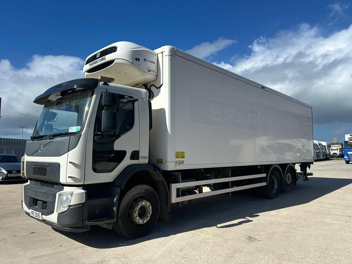 April 2018 Volvo FE 280 26T Fridge Lorry - Image 3
