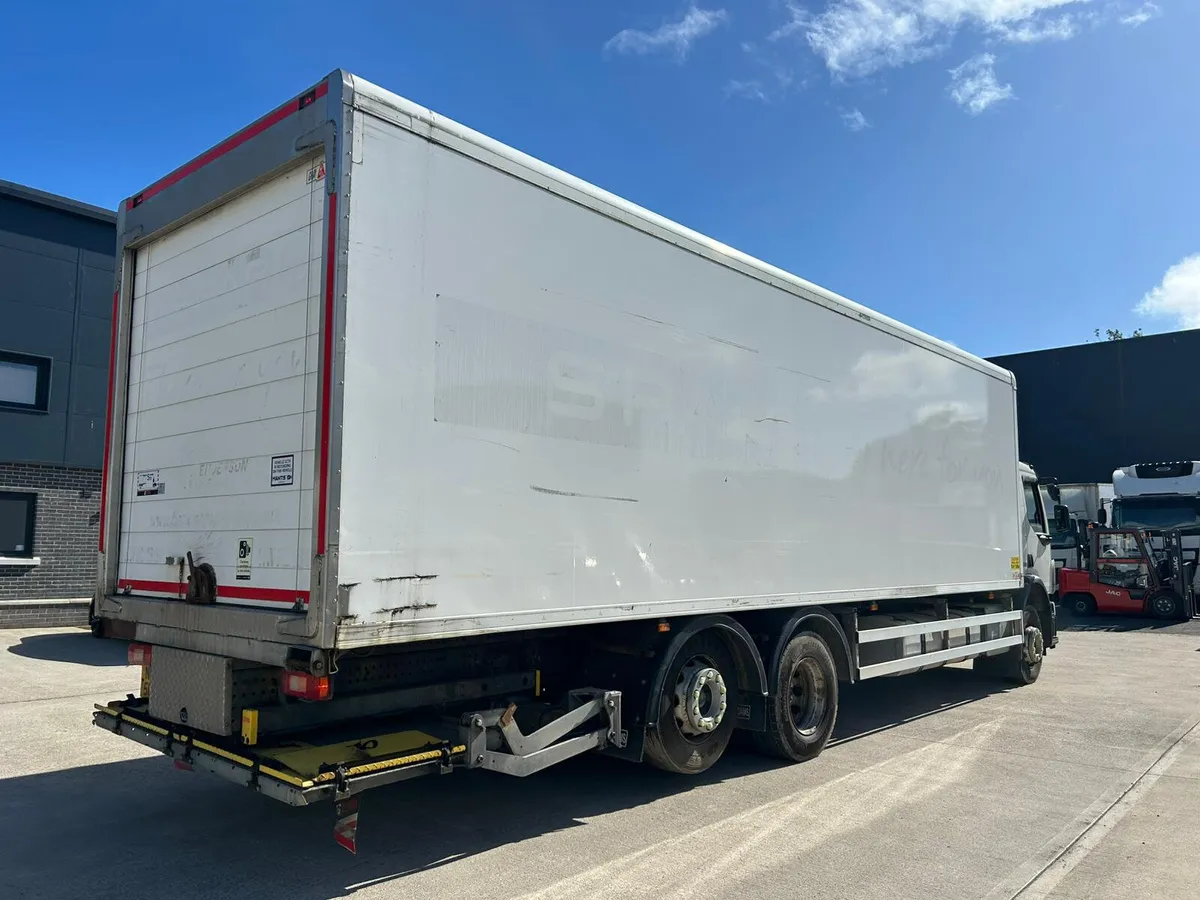 April 2018 Volvo FE 280 26T Fridge Lorry - Image 4