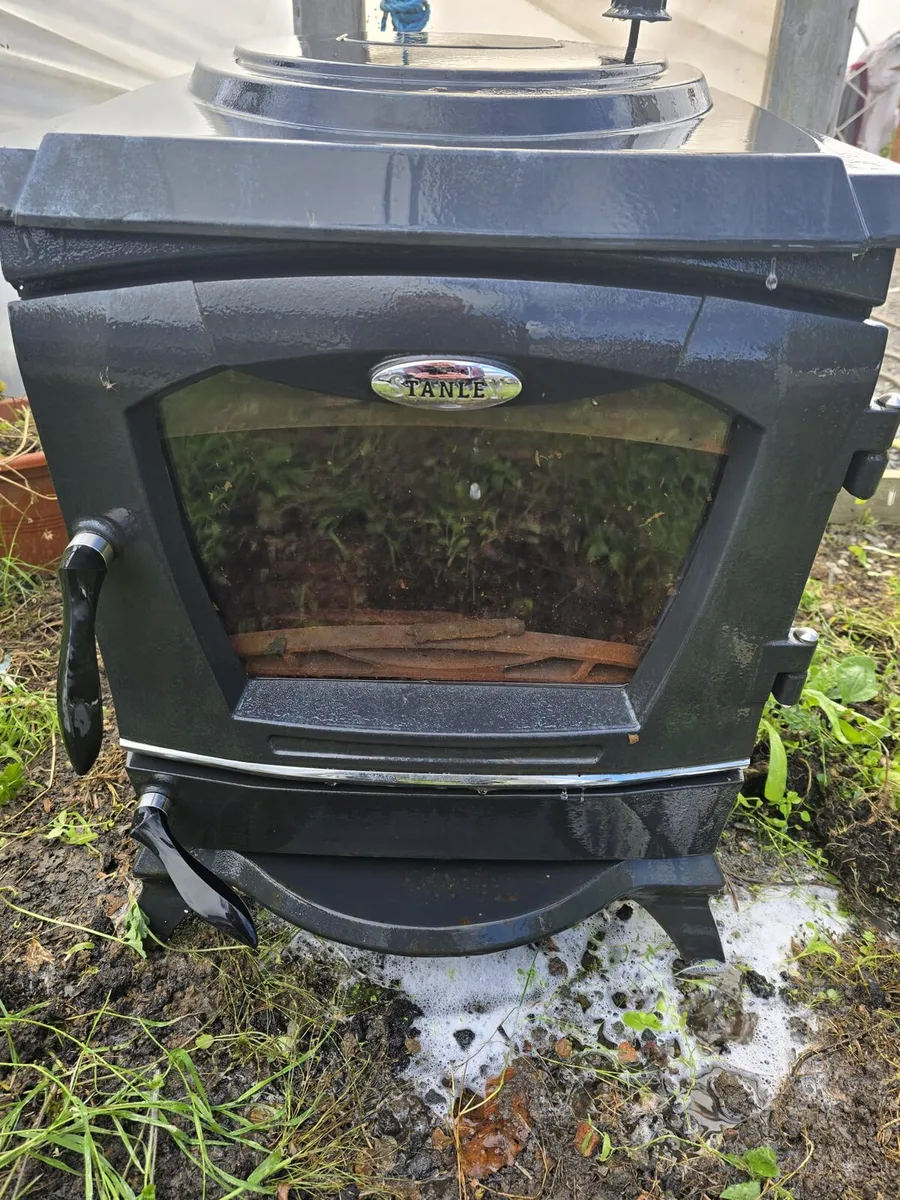 Waterford Stove with Boiler - Image 1