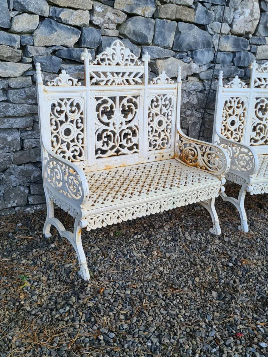 Cast iron  garden  chair - Image 4