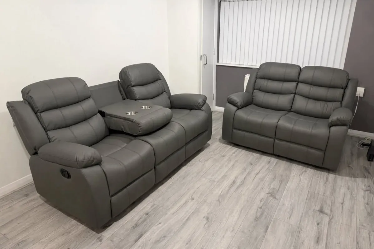 3+2 Roma Leather Manual Recliner Sofa - Image 2