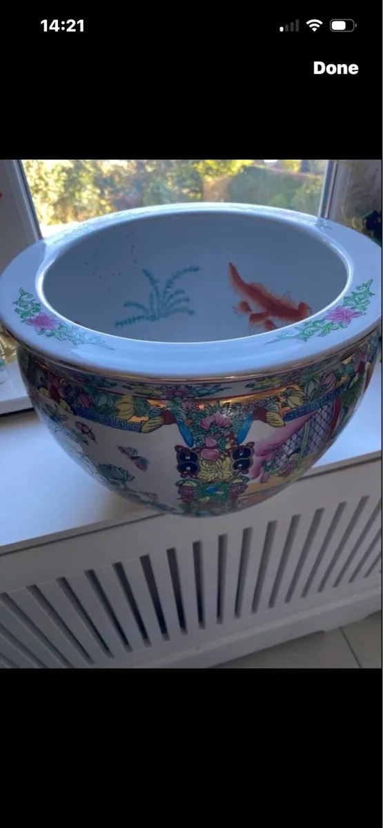 Vintage  Chinese Famille Rose/  Medallion Planter - Image 2