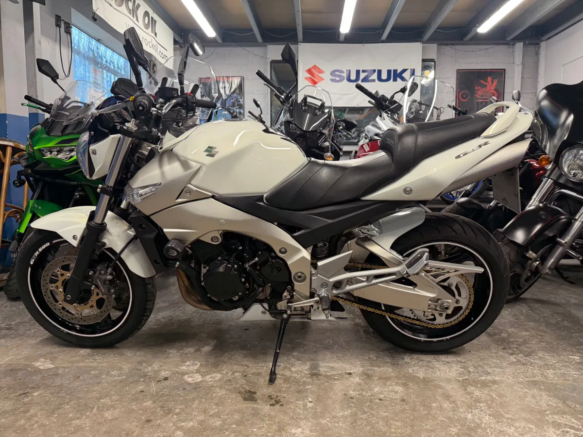 2010 SUZUKI GSR600 - Image 4
