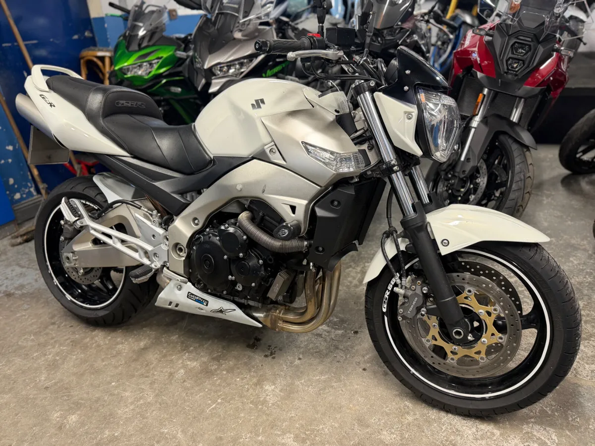 2010 SUZUKI GSR600 - Image 2