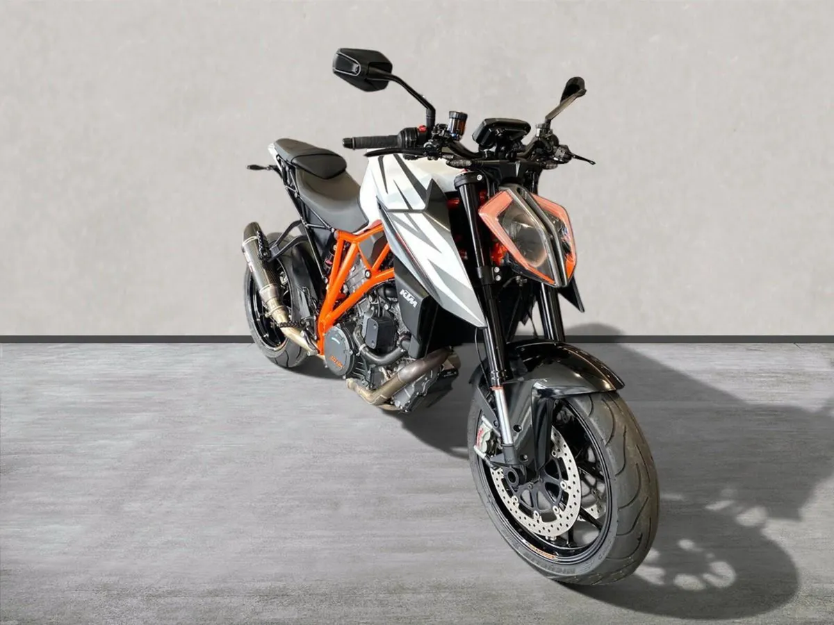 KTM 1290 Superduke R - Image 3