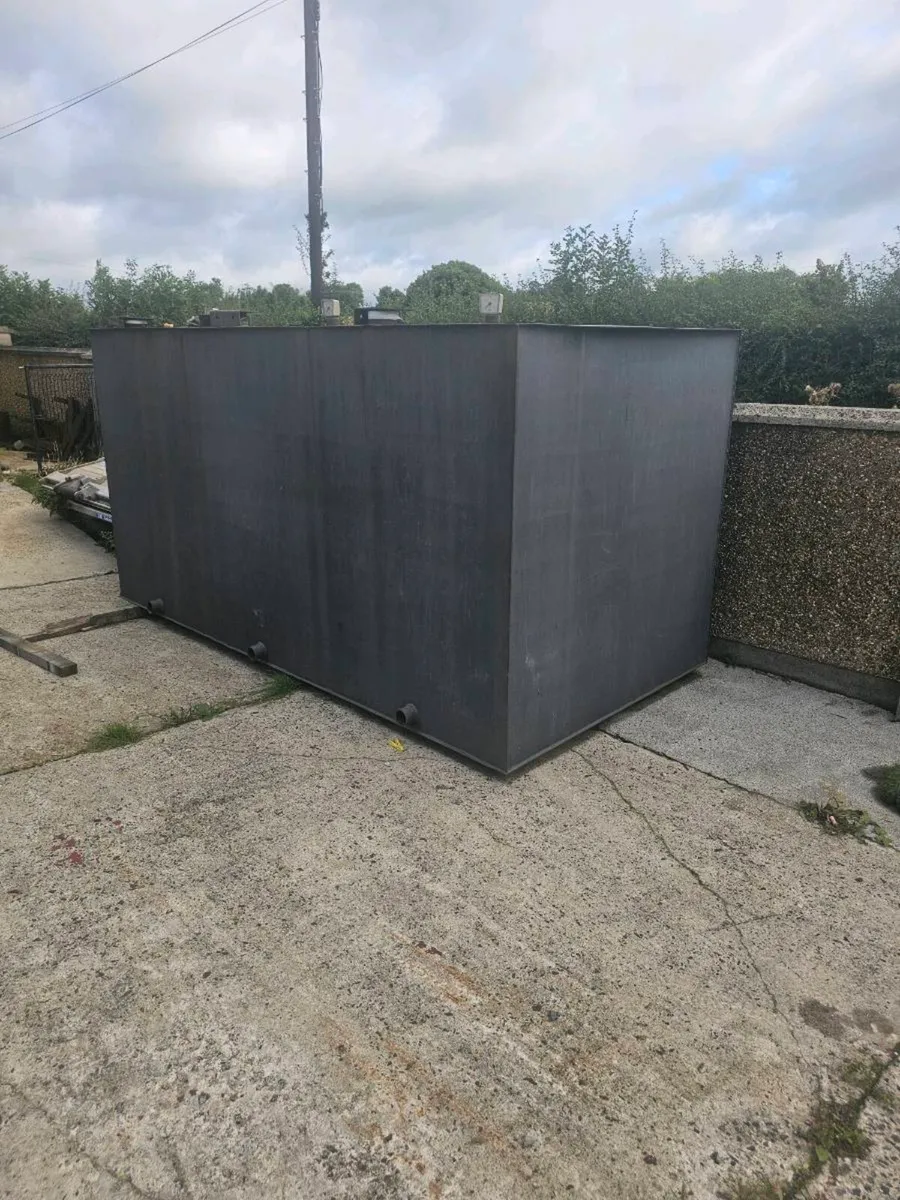 6750 litre diesel tank - Image 1