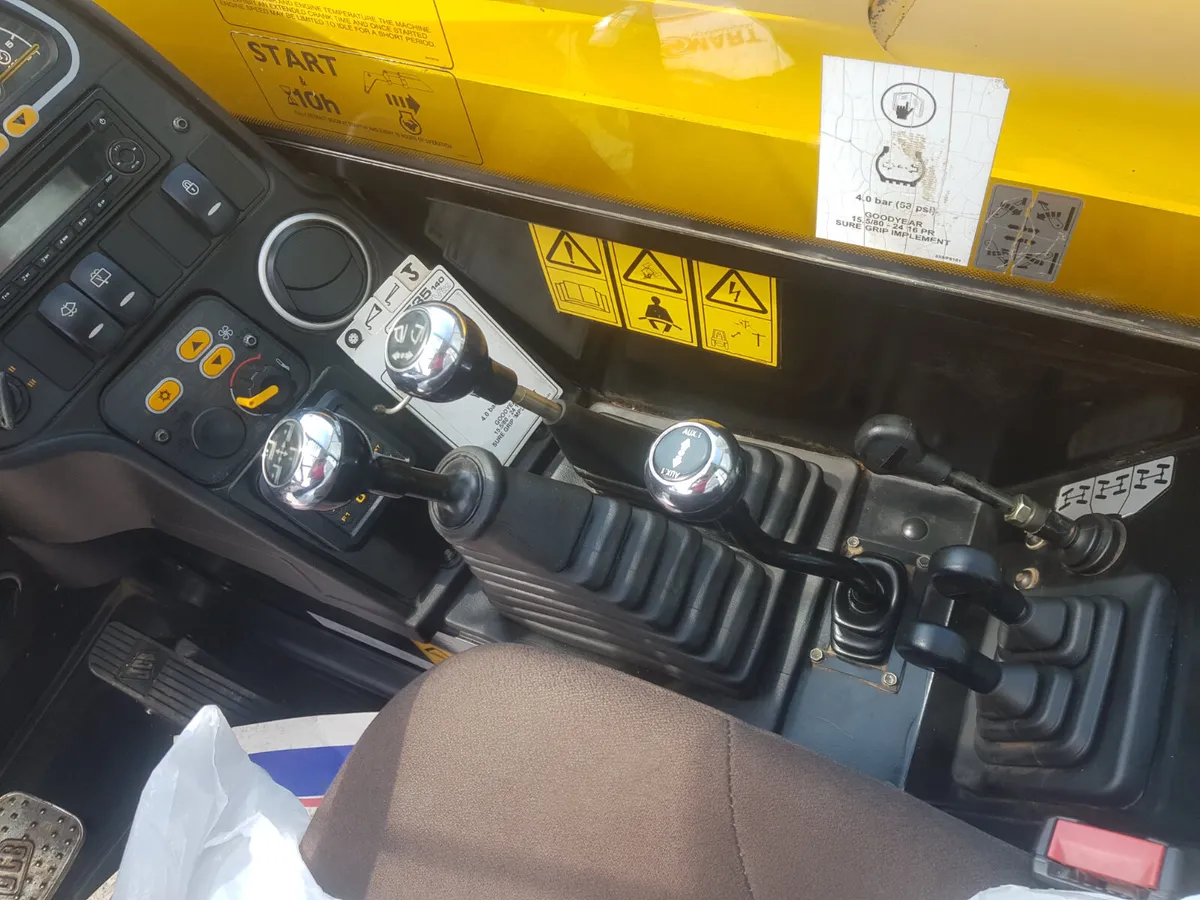 Jcb - Image 2