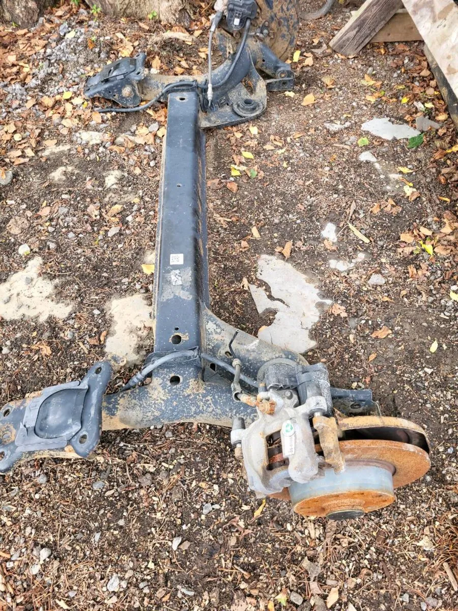 2017 Audi A6 rear axle - Image 2