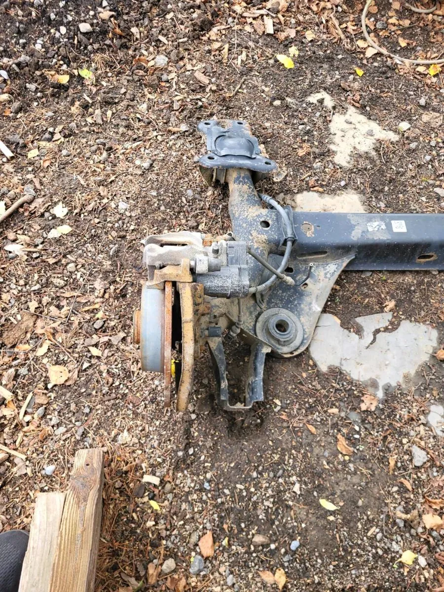 2017 Audi A6 rear axle - Image 4
