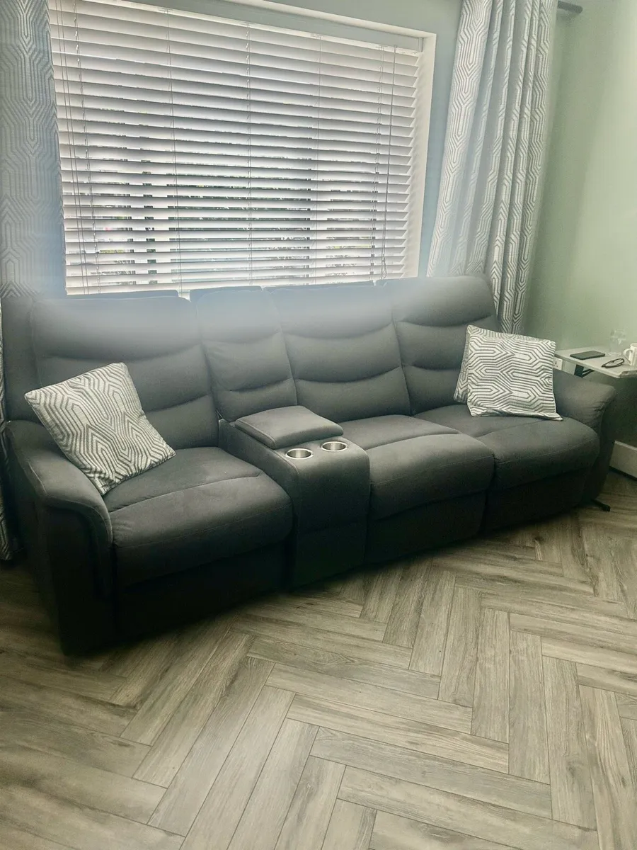 Grey corner suite - please read ad - Image 2
