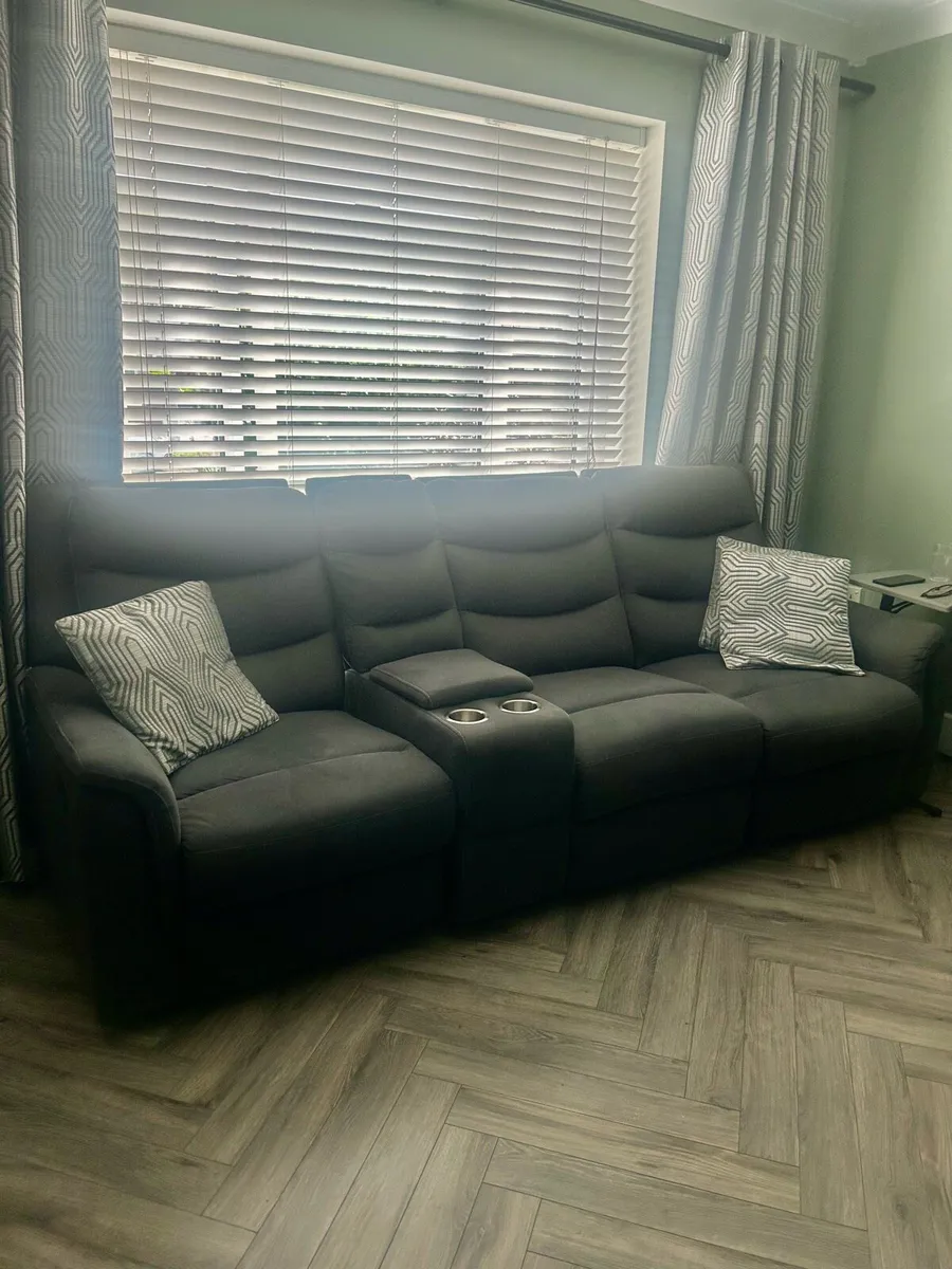 Grey corner suite - please read ad - Image 3