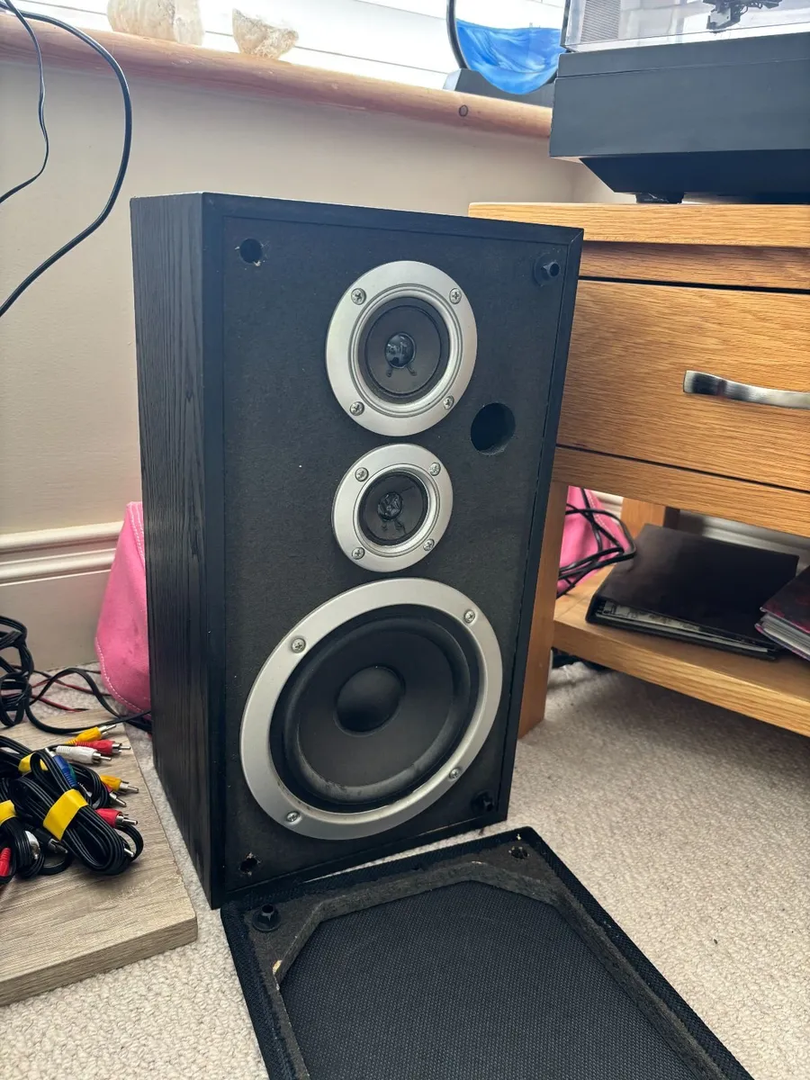 Pioneer Aiwa Elac Wifi Separates - Image 2