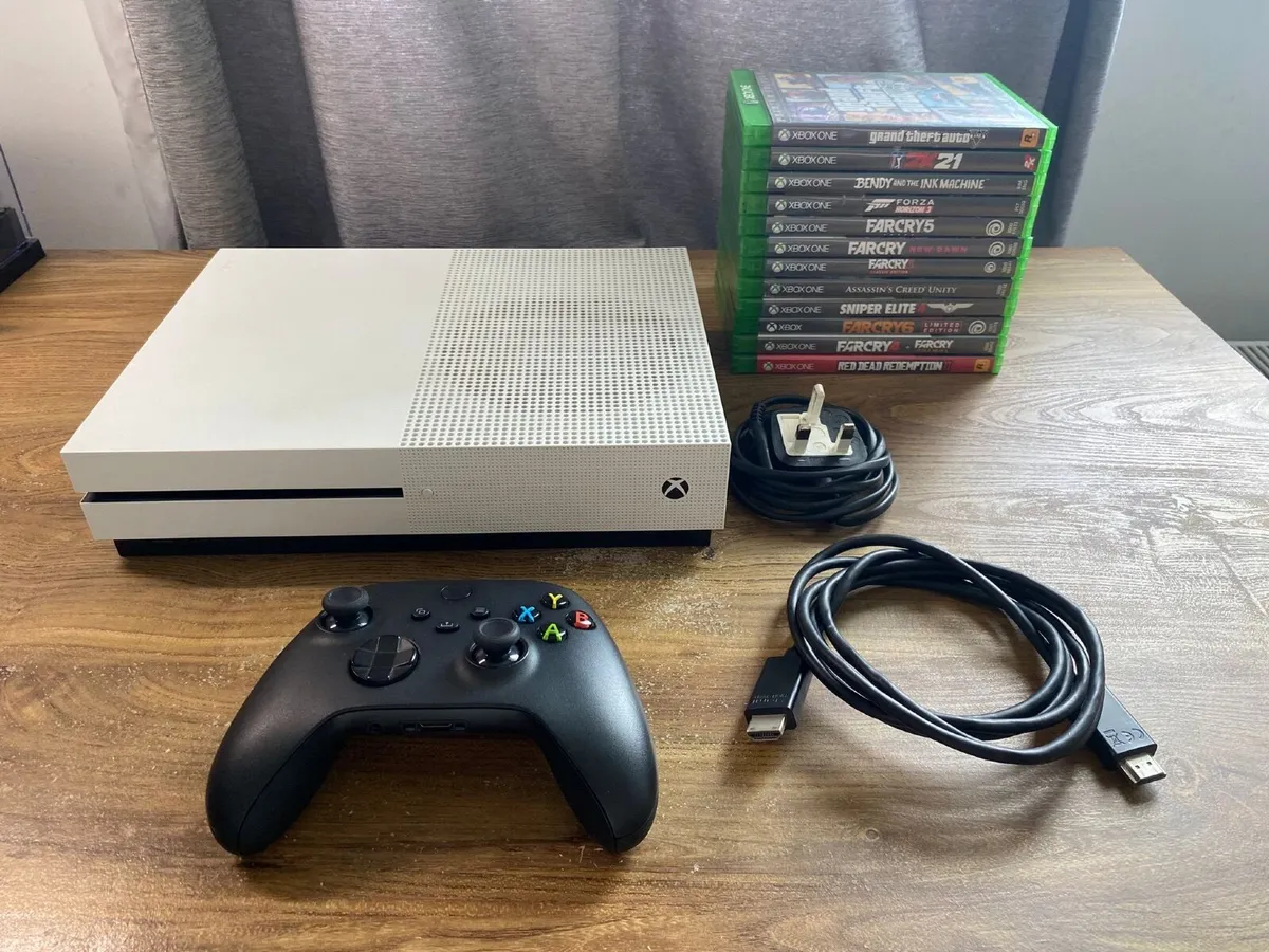 Xbox One S - Image 1