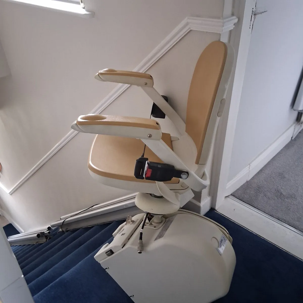 Stair lift - Image 3