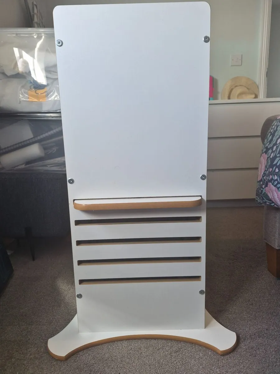 Little Helper Standing pod - Image 1