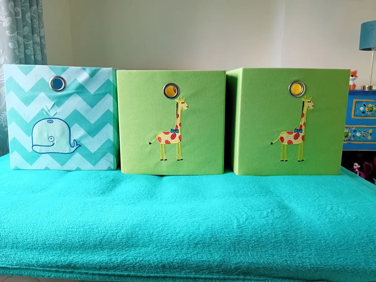 4 Storage cube - Image 1