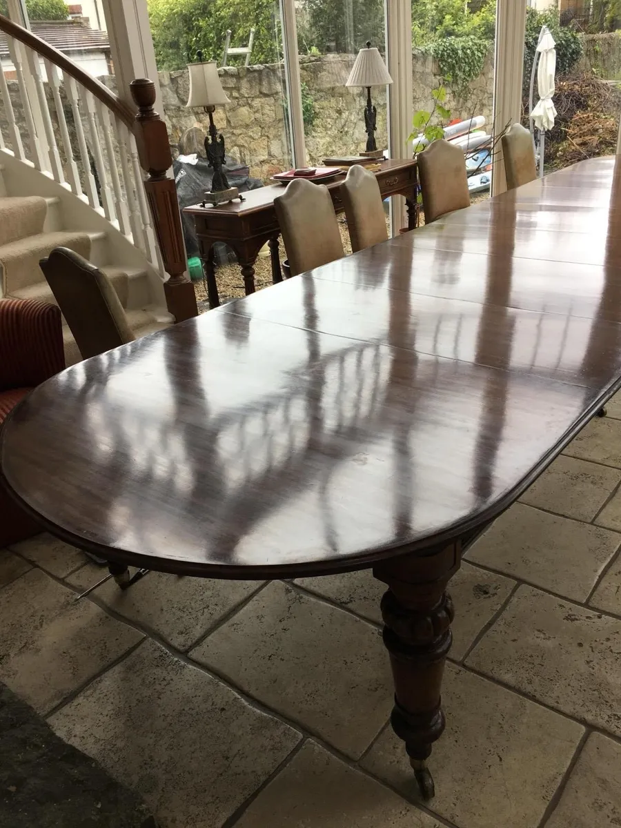 19th century oval mahogany telescopic table - Image 3