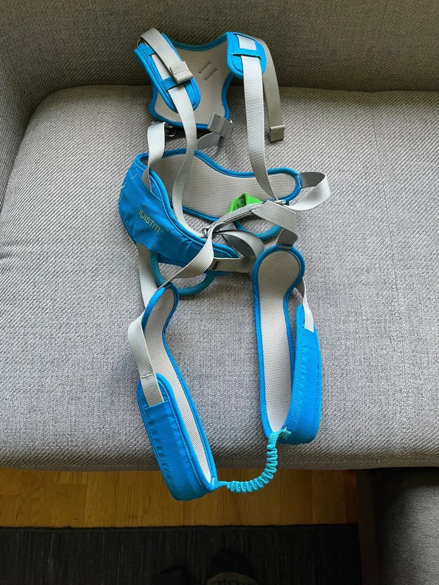 Petzl Ouistiti Kids Climbing Harness - Image 1