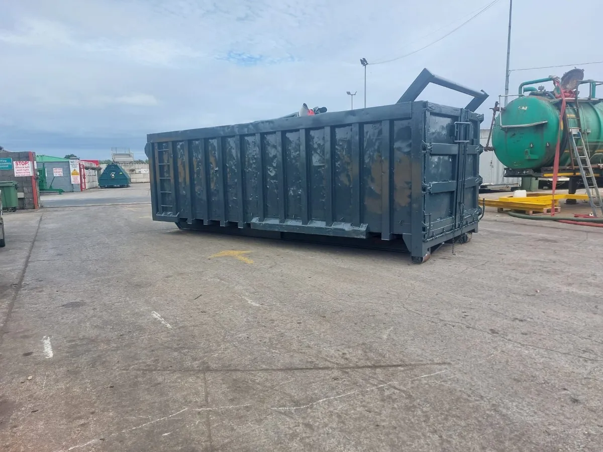 Skip Roll On Roll Off for Scrap Metal or Waste - Image 1