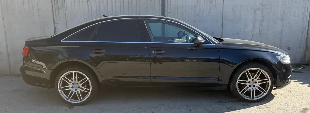2011 Audi A6 parts - Image 2