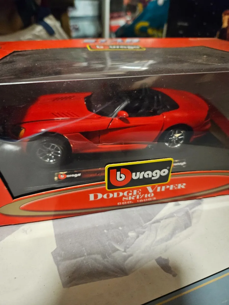 Corgi Burago Dodge Viper 1.24 - Image 2